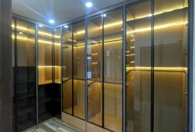 Cánh Kính Tủ Áo Kính Cường Lực 5mm Có Đủ Chắc Chắn? Giải Mã Độ Bền Vượt Trội