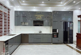 Vì Sao Tủ Bếp Nhôm Hợp Kim Được Ưa Chuộng Hiện Nay?