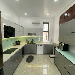 Tủ Bếp Nhôm Cánh Kính