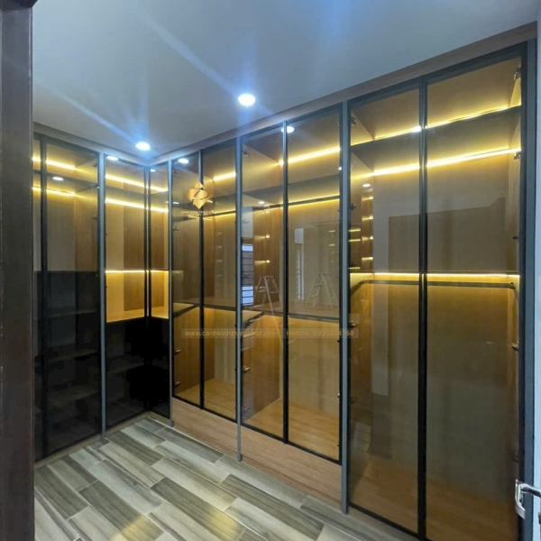 Cánh Kính Tủ Lùa Lâm Đồng 