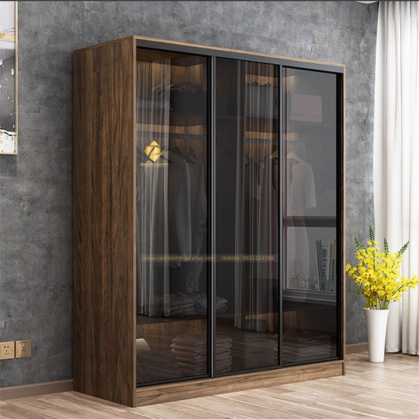 TỦ ÁO CỬA LÙA HCM