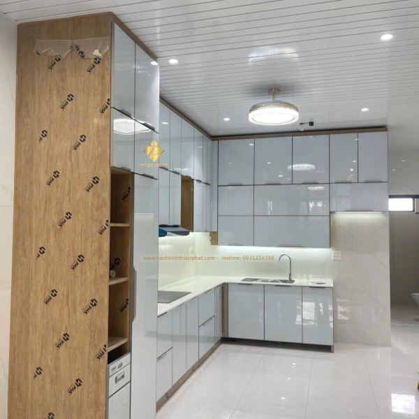 TỦ BẾP NHÔM TẤM BÌNH DƯƠNG