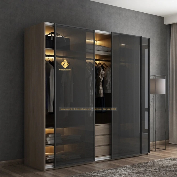 TỦ ÁO CỬA LÙA HCM